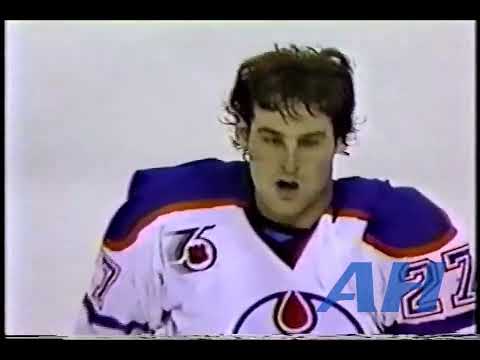 NHL Jan. 15, 1992 Scott Mellanby,EDM v Dana Murzyn,VCR Edmonton Oilers Vancouver Canucks