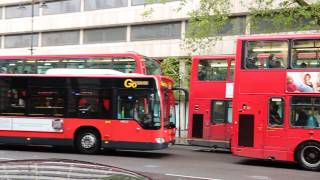 Huge traffic jam in London - almost only double decker buses