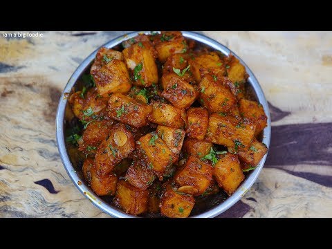 Colocasia tamarind curry Karunai kizhangu gravy for rice karunai kilangu puli kulambu