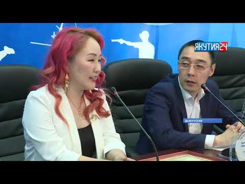 Түргэн дуобакка аан дойду чемпиона Матрена Ноговицына суруналыыстары кытта көрүстэ