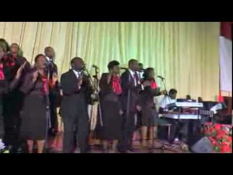 Fr. Junior Mamay  Asaph- " Yawhé Kumisama " Live in Bruxelles