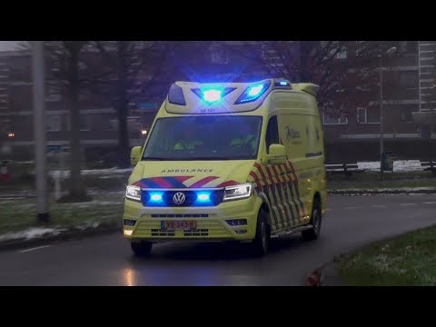 [1400ste video][Primeur & Luchthoorn] A1, Otaris CR Ambulance 02-141 Leeuwarden in Leeuwarden