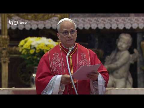 Rencontre avec le clergé et les consacrés à la cathédrale de Naples