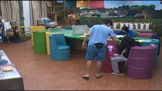 101516 (5) Vivoree singing her composition