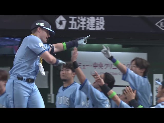 【1回裏】頼りになる男!! ライオンズ・ネビン レフトへのソロホームランで追加点!! 2025年8月1日 埼玉西武ライオンズ 対 千葉ロッテマリーンズ