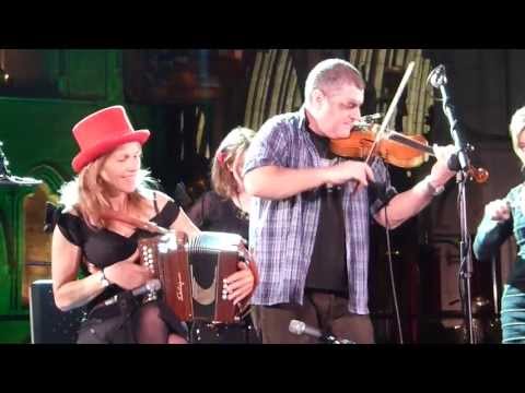 SHARON SHANNON WITH FAMILY & FRIENDS -  "BLACKBIRD" - ST. PATRICK'S CATHEDRAL, DUBLIN, 25.01.13.