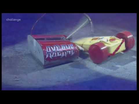 Crowned Classics Wheely Big Cheese vs Axe-Awe