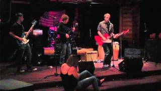 The Middle (Cover) - Eleven Drive