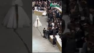 Download lagu The _Mitzvah Tantz_ at the wedding of the grandson of the Admor of Belz #chasidish #youtubeshorts mp3 Download lagu The _Mitzvah Tantz_ at the wedding of the grandson of the Admor of Belz #chasidish #youtubeshorts mp3