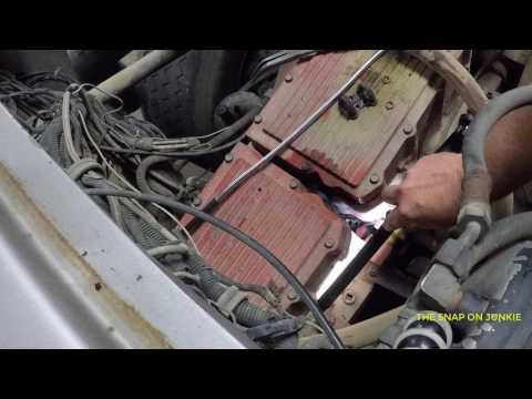 CUMMINS N14 HACK FUEL LEAK JUMPER LINES BY THE JUNKIE