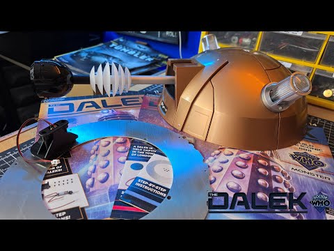 Build the Doctor Who 1:2 Scale Dalek - Pack 4 - Stages 11-14