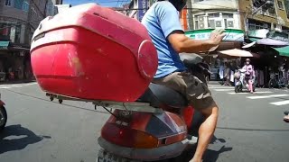 因為你硬擠擦撞我才檢舉（檢舉成功）