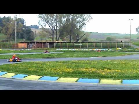 10/4/10 Flavio 5 years 60cc KARTING Many battles and overtaking kid go kart