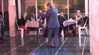 ELVIRA BORRONEy OSVALDO AGUDIO bailando el tango PABLO en FLOREAL MILONGA