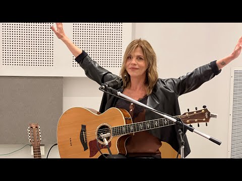 “Chau - Me puedo equivocar” Versión Acústica