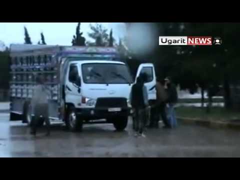 تأمين الطريق الدولي حمص حماة من قبل كتيبة الفاروق