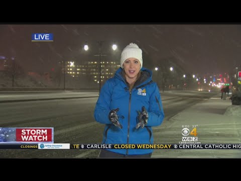 Road Conditions Deteriorate During Snowy Morning In Worcester