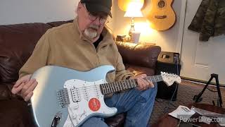Video thumbnail for HSS Squier Affinity unboxing and playthrough by Leo & Dan Ryan