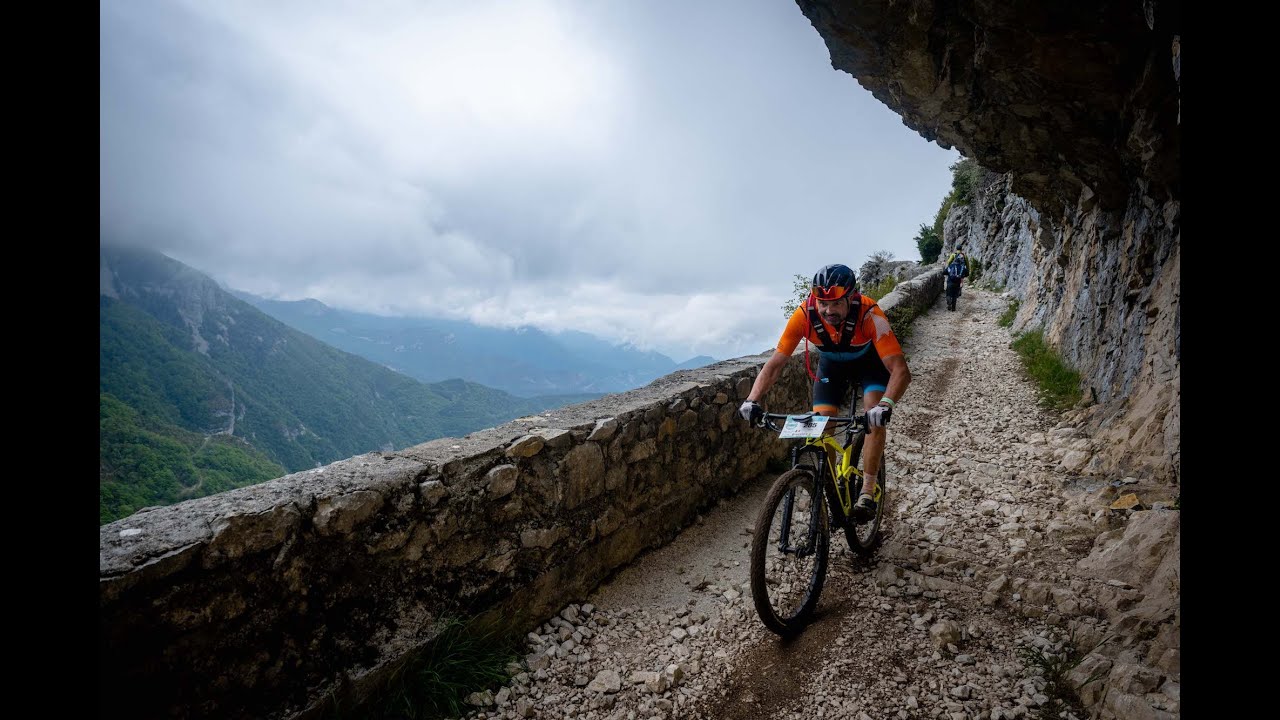 English subtitled version. A look back, 20 years already!