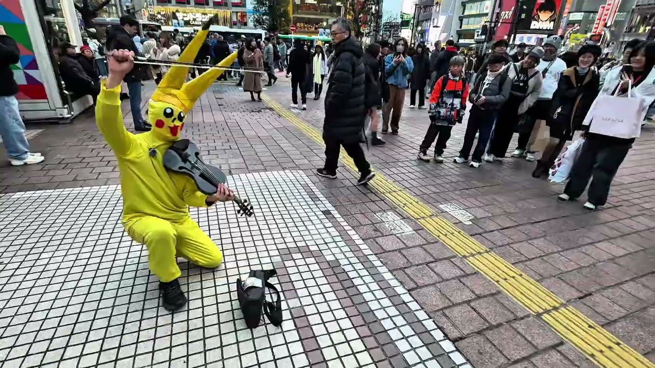 【感動】バイオリン弾いてる人に1000円払ったら感動の展開が…