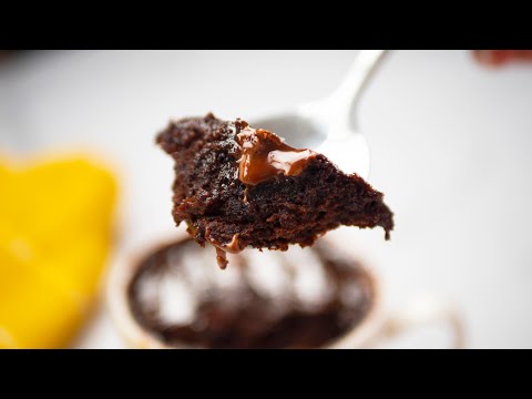 1 Minute Perfect Chocolate Mug Cake in Microwave