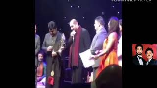 Nadeem saifi(nadeem shravan) onstage with tauseef Akhtar and his son rehan akhtar in London