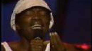 Milton Nascimento Cais-raro / by blogenerico