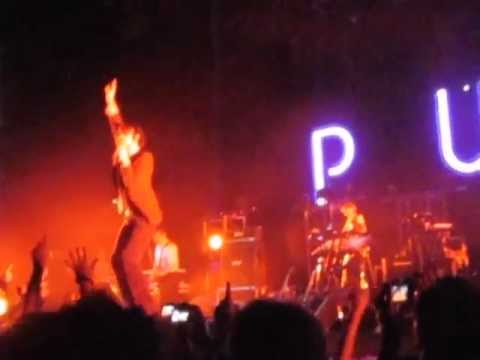 02- PULP - Pink Glove - Live at Luna Park Buenos Aires Argentina 2012