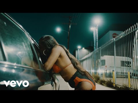 Celly Ru, D'Barbie - Gangsta Bitch (Official Visualizer)