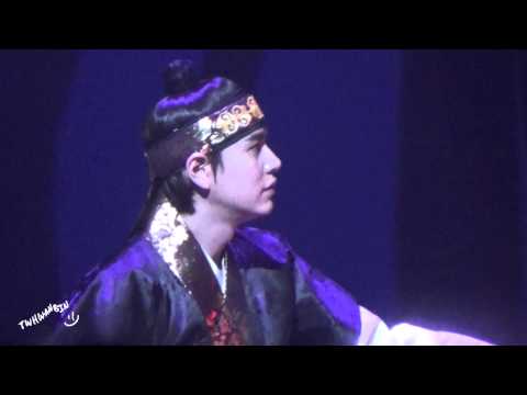 무녀 월이집에~~