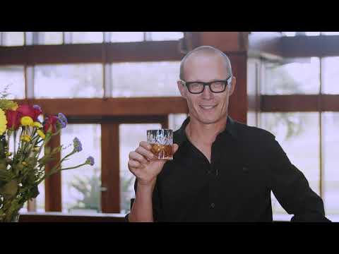 Geoff Cowan Benefit auctioneer mixology Alpert Enterprises