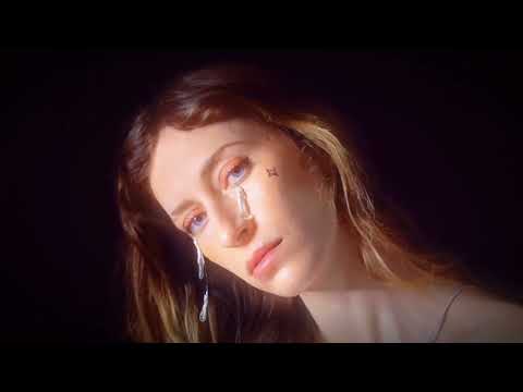 Maiah Manser - sirens (Official Lyric Video)