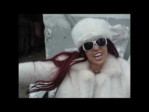 BEJBI MOTOROLA - SLAVIC DOLL