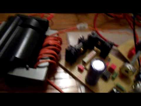 Elektrobastelei - Zeilentrafo-Ansteuerung Flyback Driver NE555 2SC3883 Hochspannung [Deutsch]