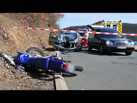 Edersee: 16-Jähriger stirbt bei schwerem Verkehrsunfall