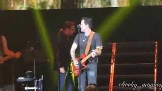 Gary Allan--Bones