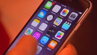 Should phones be banned at work