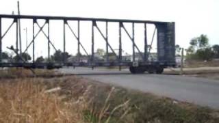 preview picture of video 'Louisiana & Delta Railroad 12-15-08'
