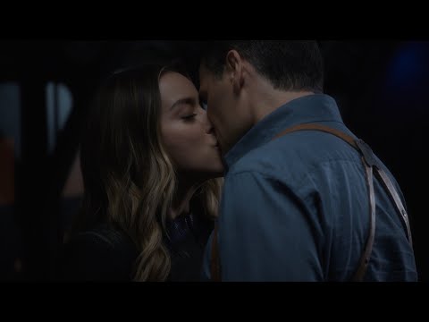 Daisy and Sousa Kiss - Marvel's Agents of S.H.I.E.L.D.