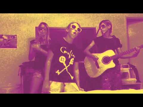 The Cristeas-I Love Rock n' Roll(fun short acoustic) Joan J