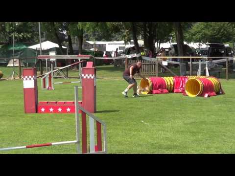 Titty jumping 11 06 2017