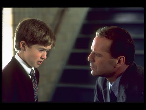 Cinematary Podcast Episode 485 - The Sixth Sense (1999) directed by M. Night Shyamalan