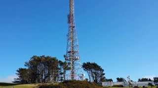 preview picture of video 'Mount Kaukau television transmitter closer look'