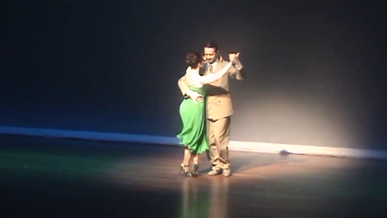 Gustavo Rosas. Tango Pensalo Bien con Guilllermina Quiroga en Show en New york.USA.Enero 2006.