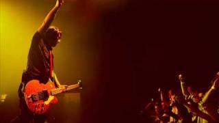 Feeder - Call out (Live on XFM June 2010).wmv