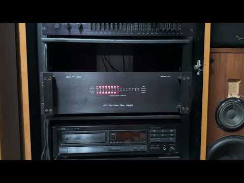 SAE 2200 Amplifier. LED Power Meters. Works Great image 4