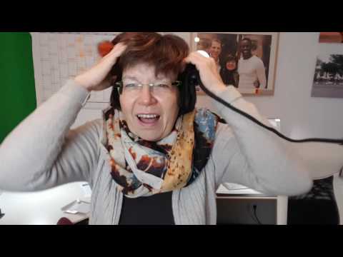 USP - Einzige Anwältin, die mit kölschem Grundgesetz arbeitet;-)