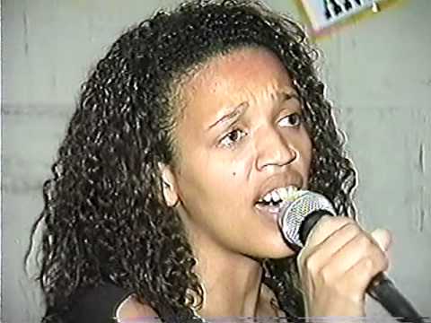 BIDELLATI-C.E.M- Raquel "Luiza" - 12/2003