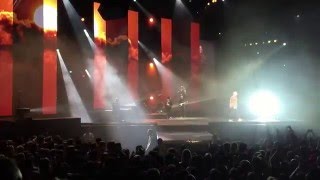 Macklemore &amp; Ryan Lewis - The Shades/Arrows (Live in Cologne 12th March 2016)