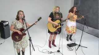 Sound Check: The WhiskeyBelles perform &#39;Whiskey Woman&#39;